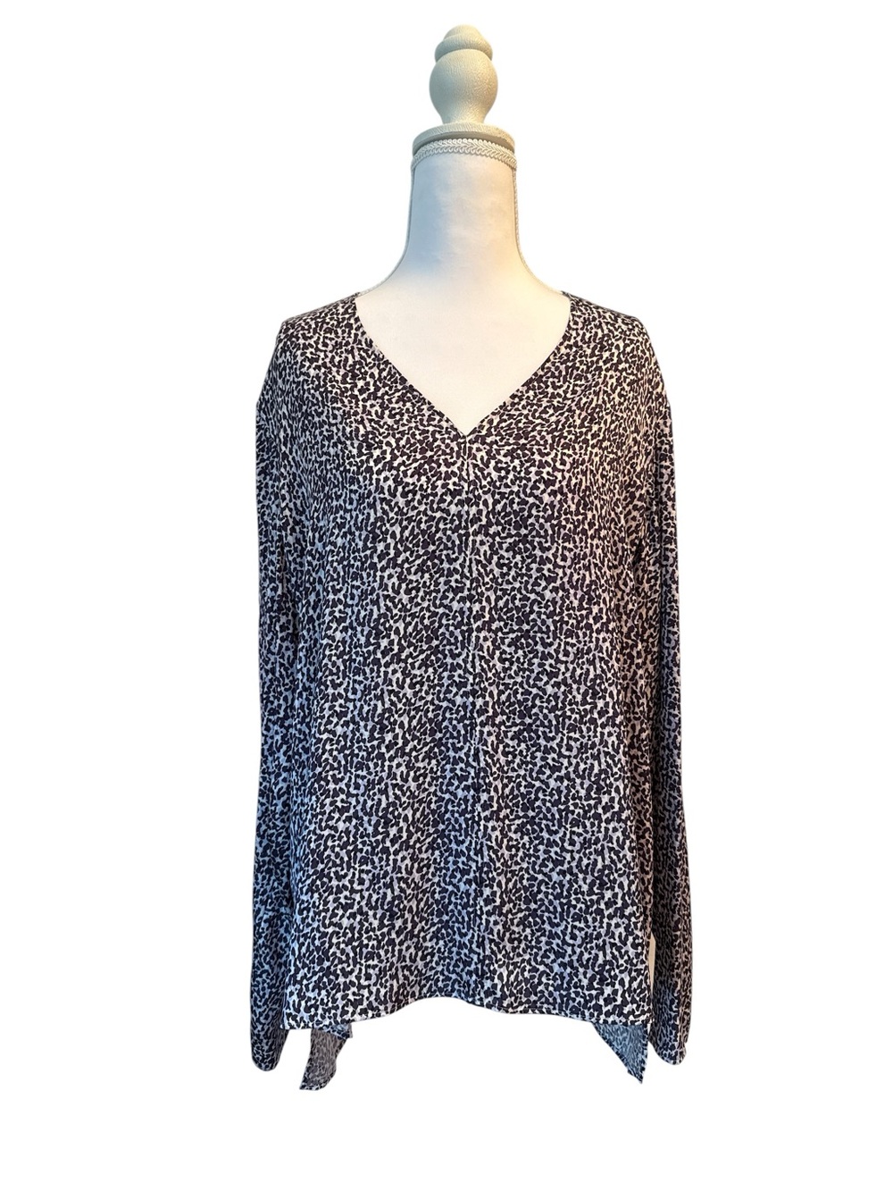 Hugo Boss Black, Purple & White Printed V-Neck Blouse